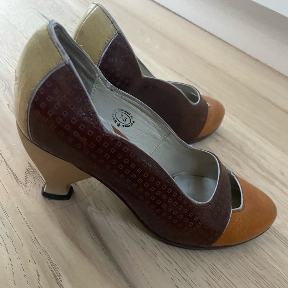 Fluevog heels - Picture 2 of 4
